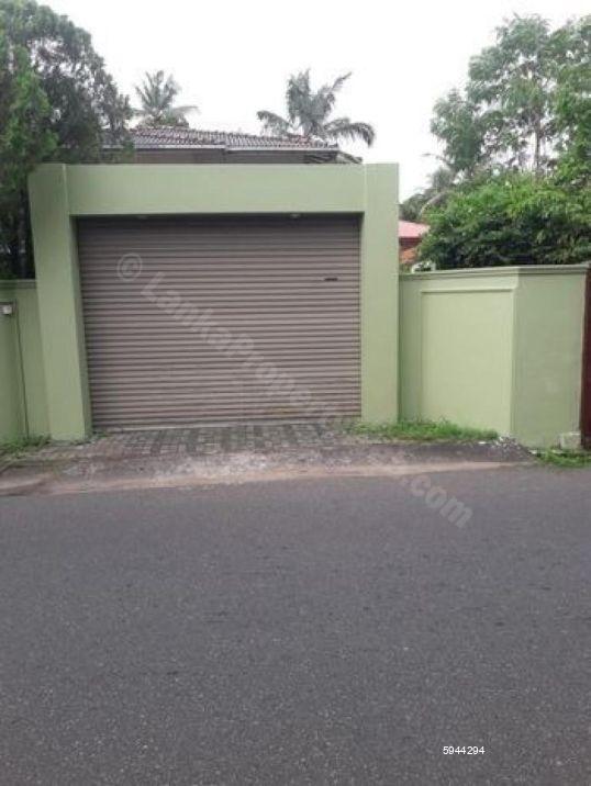 Exterior - House for rent in Piliyandala