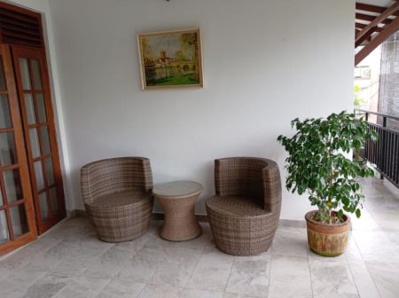 Living Room - (PAR1045) Fully Furnished Apartment for Rent in Nawala