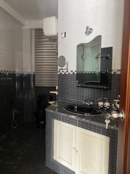 Kitchen - Fully Furnished Luxury 4 BR House for rent in Colombo 5 