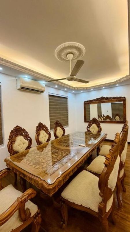 Dining room - Luxury 5 Bedroom House for Rent at Thalawathugoda | LKR 750,000/ month (Negotiable) (EM066AC)