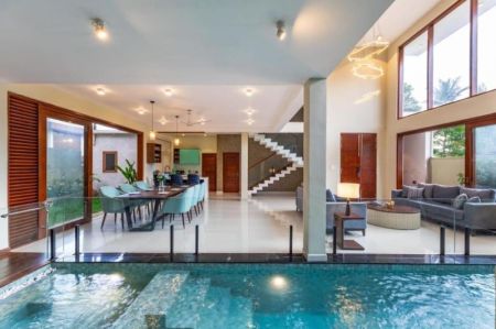 Pool - Luxury 4 Bedroom Residence for Sale – Boralesgamuwa | LKR 185,000,000 (EM190RK)