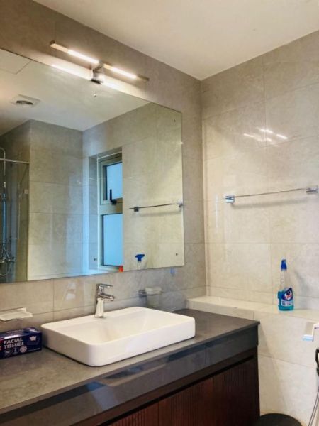 Bathroom - Colombo 07 – Fully Furnished 3-Bedroom Apartment for Rent at The Grand