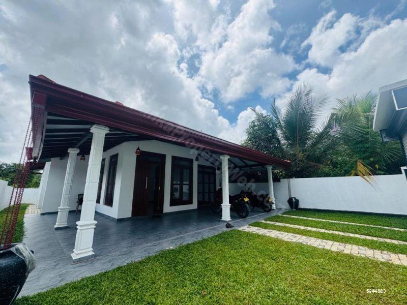 Exterior - House for sale in Kalutara