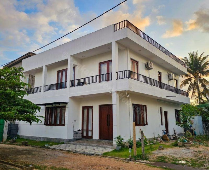 Exterior - House for sale in Katubedda