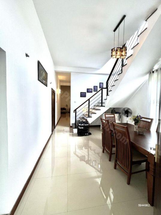 House for sale in Dehiwala