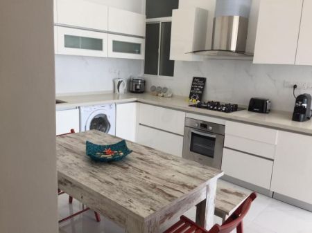 Kitchen - ￭ Blue Ocean, Mount Lavinia ￭ 02BR Apartment For Sale ￭ (NK11726)