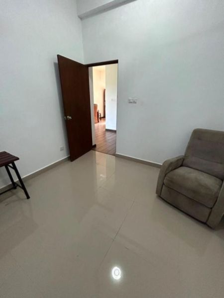 Living Room - Canterbury/Unfurnished/2 beds/for rent in Piliyandala 