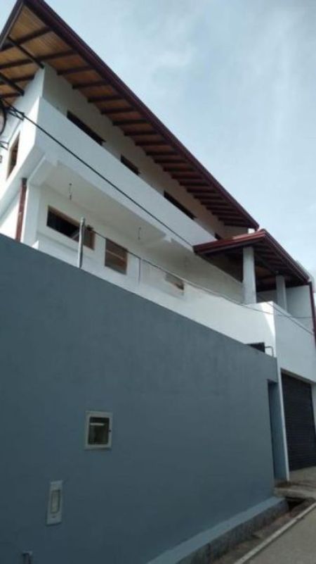 Exterior - 6.75 Perches - Unfurnished House for Sale - HL49142