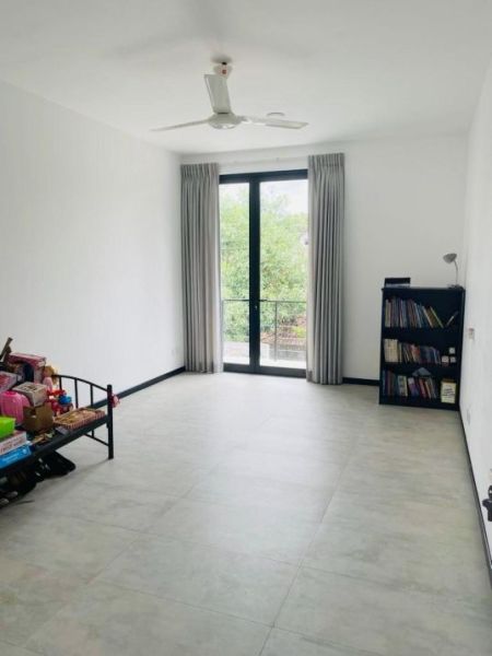 Living Room - (SR1577) Two Storey Modern House for Rent in Thalawathugoda