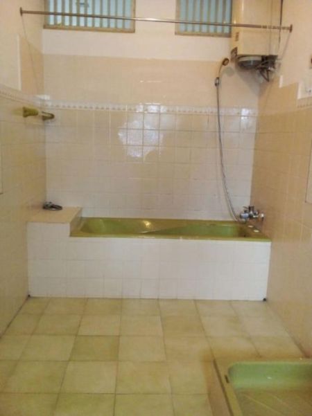 Bathroom - 09 Bedroom Unfurnished 04 Storied House for Rent in Colombo 07 (A6484)-RENTED