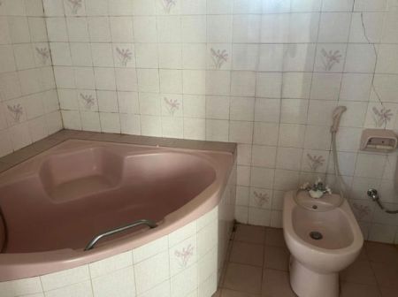 Bathroom - 04 Bedroom Unfurnished House for Rent in Colombo 05 (A6580)
