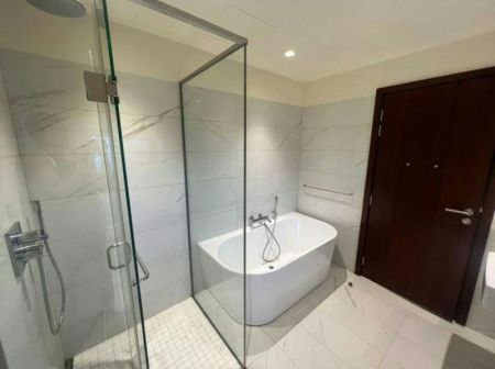 Bathroom - Cinnamon Life - 03 Bedroom Furnished Apartment for Sale in Colombo 02 (A1480)