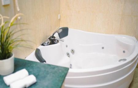 Bathroom - 5 BR Luxury Villa for Rent in Nawala – PDC156