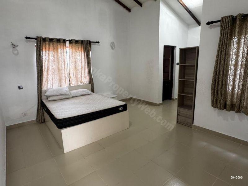 Bedroom - House for rent in Dehiwala
