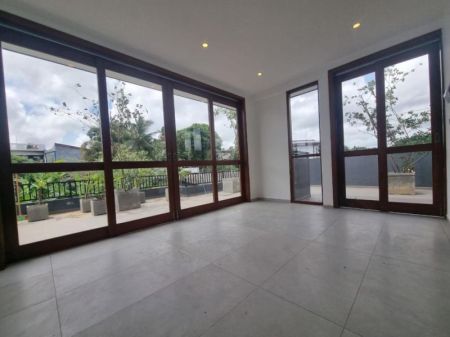 Living Room - 3800Sqft 4 Bed Room House for Sale in Thalawathugoda CVVV – A1