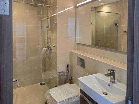 Bathroom - Apartment for Rent - Marina Square - Colombo 15 | LKR 350,000