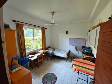 Living Room - (HH221) Furnished Three Storey House for Sale in Kadawatha