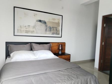 Bedroom - 3 Bedroom apartment for sale in Colombo 5