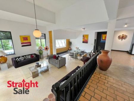 Living Room - Beautifully Designed 4-Bed Home for Sale in Nugegoda [HS 05]