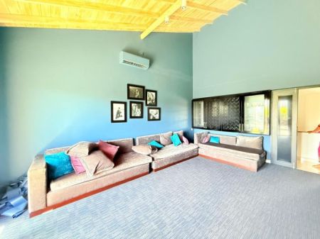 Living Room - (DH852) Architecturally Designed Luxury House for Sale in Panadura, Wekada