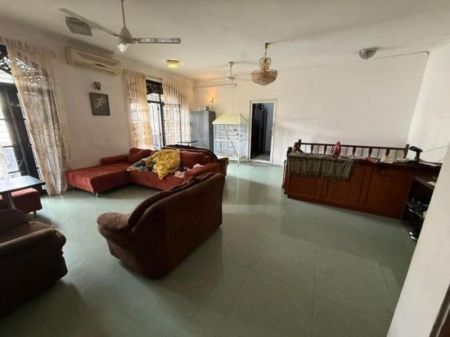 Living Room - (NR814) Two Story House for Rent in Colombo 5