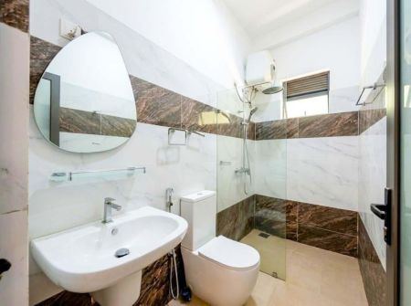 Bathroom - House for Sale in Battaramulla