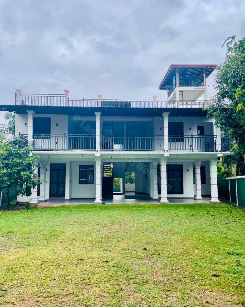 Commercial for sale in Katunayake