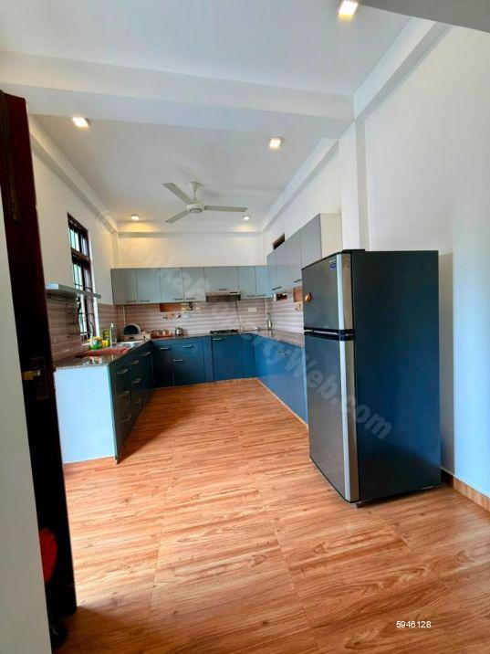 House for sale in Athurugiriya
