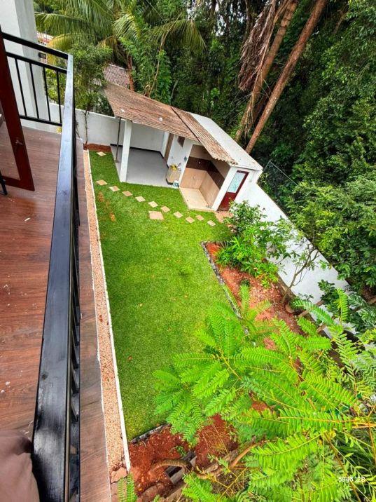 Exterior - House for sale in Athurugiriya