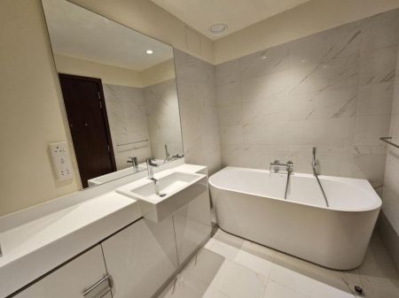 Bathroom - Super Luxury Cinnamon Life 2BR APARTMENT with direct sea view FOR SALE
