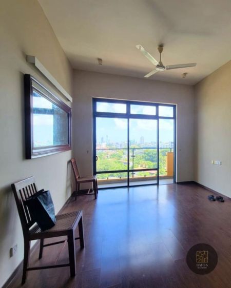 Living Room - Spacious 3BR Apartment for rent in Colombo 5 