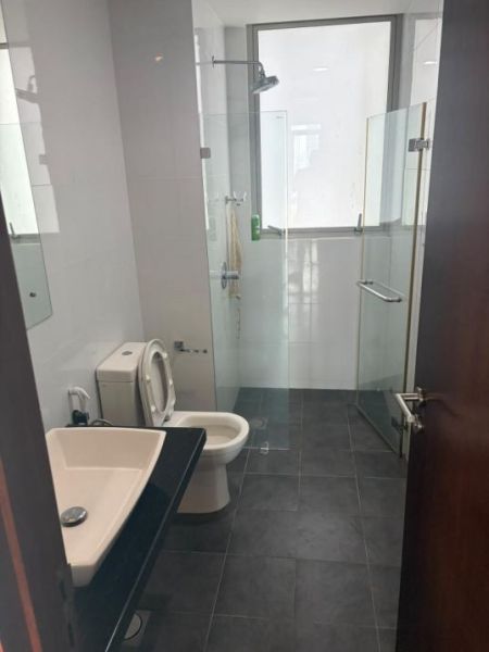 Bathroom - Apartment For Rent – Emperor Residencies, Colombo 03