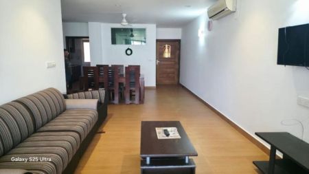 Living Room - 03 Bedrooms Apartment For Rent In Colombo 03 At LHP Building 