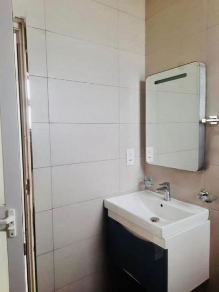 Bathroom - sea view Fully Furnished Apartment For Rent Dehiwala