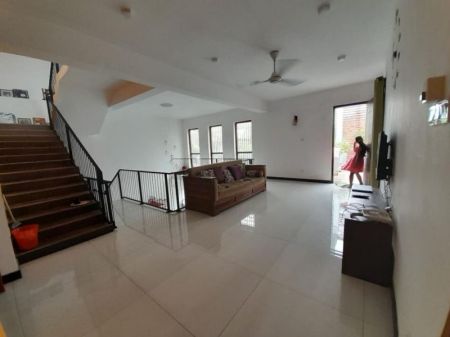 Living Room - (DH556) Three Storey House for Sale in Himbutana, Mullariyawa