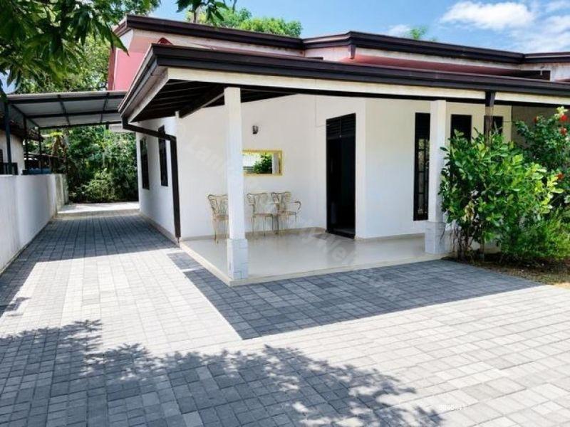 Exterior - House for sale in Kalutara