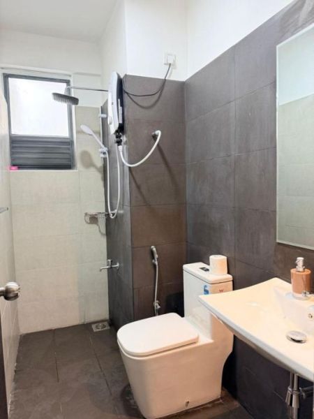 Bathroom - (PAR1074) 2BR Apartment for Rent in Viyathpura