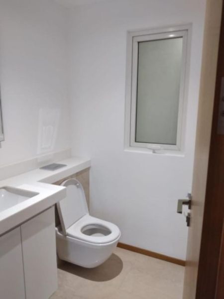 Bathroom - Altair - 03 bedroom Unfurnished Apartment for Sale in Colombo 02 (A58)