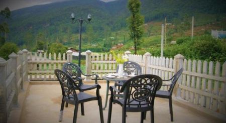 Dining room - Nuwara Eliya, Saman Eliya, Fully Furnished Colonial Bungalow on 10 Perches for Sale