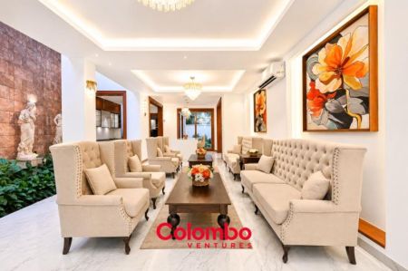 Living Room - Battaramulla House - 6 Room Brand New Super Luxury House for SALE – Jayanthipura, Battaramulla  (HS461)