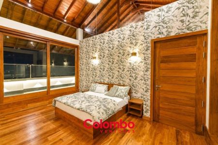 Bedroom - Battaramulla House - 6 Room Brand New Super Luxury House for SALE – Jayanthipura, Battaramulla  (HS461)