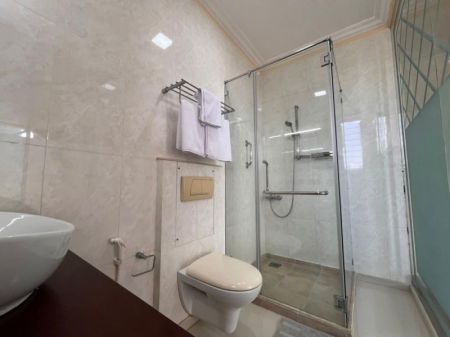 Bathroom - Superb Penthouse 2 Bedroom Apartment