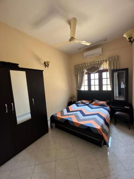 Bedroom - PR1031) Luxury Three Storey House for Rent in Dehiwala