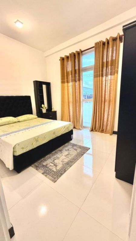 Bedroom -  (PR1018) Fully Furnished 5 Bedroom Modern House for Rent in Moratuwa
