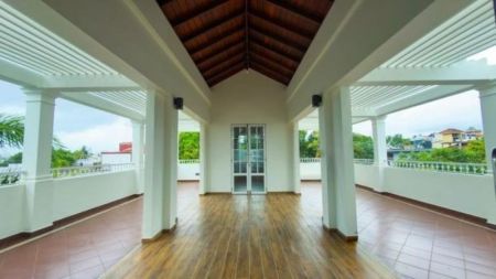 Living Room - (PR1013) Modern Luxury Spacious House for Rent in Dehiwala