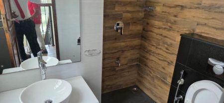 Bathroom - (PR1013) Modern Luxury Spacious House for Rent in Dehiwala