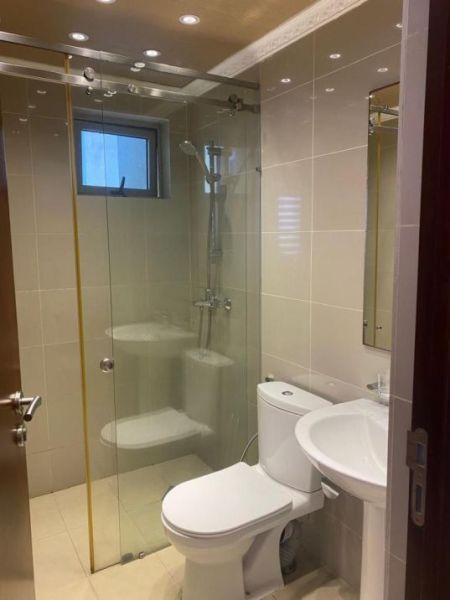 Bathroom - (NAR852) 3BR Apartment for Rent in Colombo 02