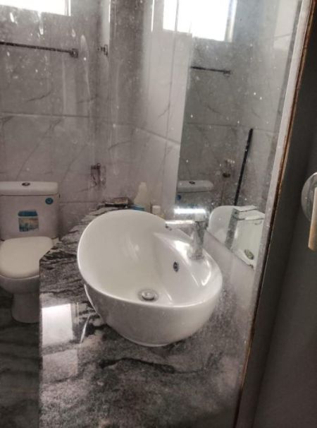 Bathroom - (NA857) Luxury Apartment for Sale in Colombo 06