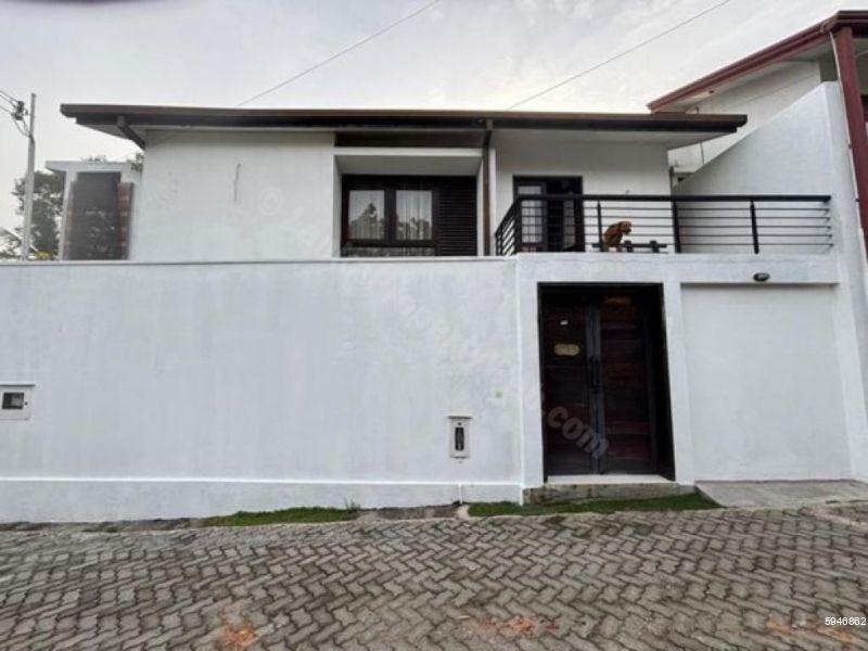 House for sale in Malabe