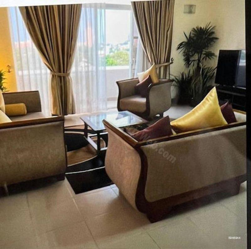 Living Room - Apartment for sale in Colombo 5